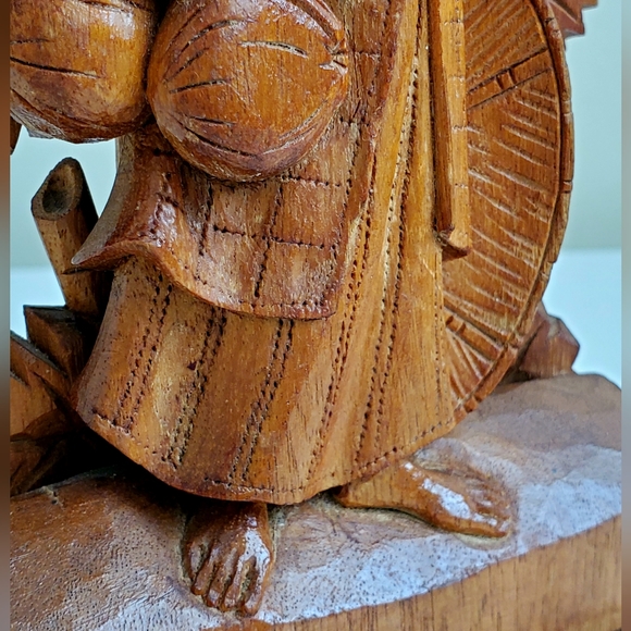 Late 1800's French Handcarved Wood Maiden With Espalier Tree - Picture 9 of 12